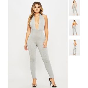 HATLER GRAY JUMPSUIT WITH V NECK SMALL